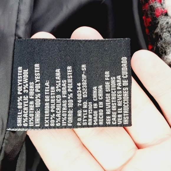 INTL d.e.t.a.i.l.s Red Gray Black Plaid Button Up Winter Pea Coat Z54 - Picture 6 of 7